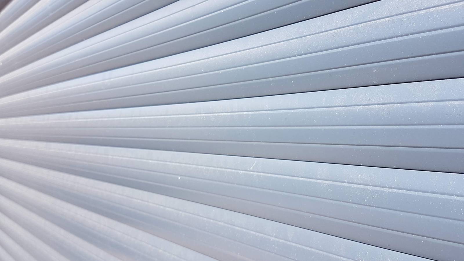 Vente et installation de volets roulants motorisés à Lyon dans le Rhône et dans la Loire