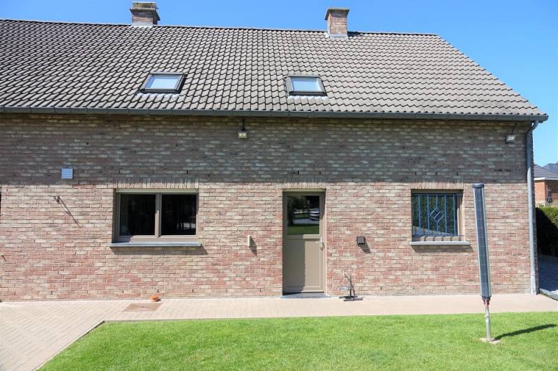 Combien de temps pour changer porte d entrée Genas Lyon