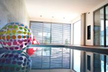 Vente et installation de brises-soleil orientables BSO pour baie vitrée ou fenêtre à Brignais et le secteur de Craponne