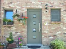 Poser une porte d'entrée PVC en tunnel à Rive-de-Gier dans la Loire (42)